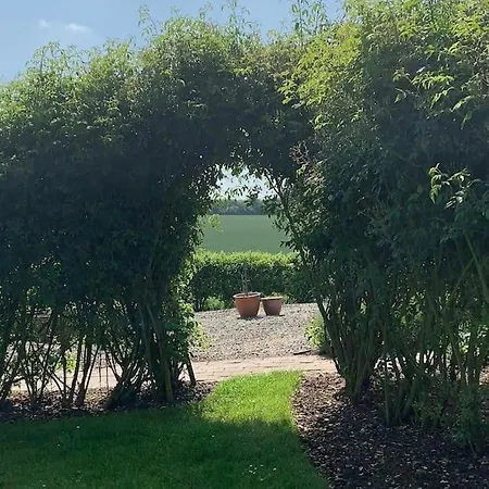 Lundseje Honsehus *
